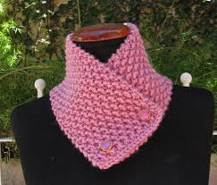 This knit scarf pattern is perfect for beginner knitters or anyone else who has been putting off learning how to cable knit. A Cool Way To Enjoy Creativity With Knitting Patterns For Scarves Fashionarrow Com