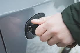 Rasa takut telah menjadi bagian dari setiap kehidupan manusia di muka bumi ini. Cara Berhenti Takut Untuk Memandu Kereta