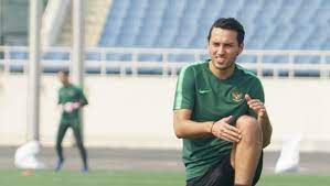 Umur 23 tahun) adalah pemain sepak bola keturunan indonesia yang bermain untuk tim muda almere city fc.ia berposisi sebagai striker.ayahnya bernama glenn walian berasal dari manado, indonesia sedangkan ibunya linda bos merupakan warga asli belanda.ezra walian telah menandatangani kontrak profesional bersama ajax amsterdam dengan durasi 4 tahun. Ezra Walian On Fire Di Piala Menpora Kapan Bisa Perkuat Timnas Lagi Kumparan Com