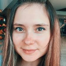 Anna La's Instagram, Twitter & Facebook