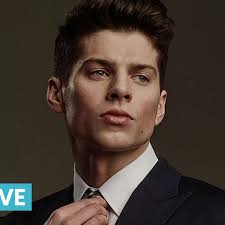 Emmerdale star Lewis Cope dodged boxing career by taking up dancing