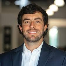 Peter Mcvey's Instagram, Twitter & Facebook