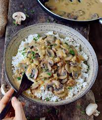 Vegan Mushroom Stroganoff With Rice This Gluten Free Dish Is A Great Comfort Meal It S Cre Vegan Mushroom Stroganoff Vegan Dinner Recipes Mushroom Stroganoff