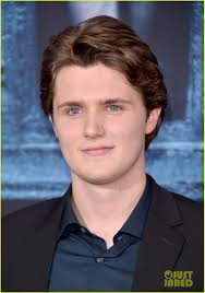 Sophie Turner Joins Maisie Williams at 'Game of Thrones' Premiere: Photo  954875