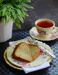 Masukkan air dalam pengukus dan didihkan air dulu.sambil tu sediakan adunan.dalam pengisar makanan. Resipi Kek Pisang Dapur Tanpa Sempadan