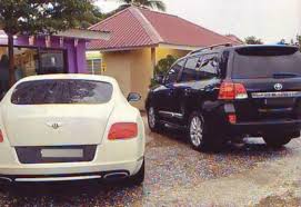 Info terbaru seputar motor dan mobil kami update setiap hari, termasuk kecelakaan Polis Sita Ladang Kurma Wang Tunai Milik Suspek Pelaburan Cpo