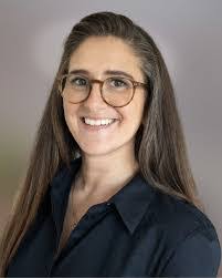 Barbara Marques's Instagram, Twitter & Facebook