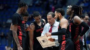 Coach sampson says today's game was about the houston cougars. Whose House Kelvin Sampson Signs Multi Year Extension To Stay As Uh Men S Basketball Coach Khou Com