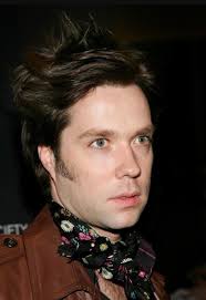 Was Rufus Wainwright a design reference for Lucius? : r/OurFlagMeansDeath