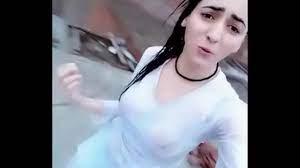 Pakistani Girl in Rain Bath - XNXX.COM