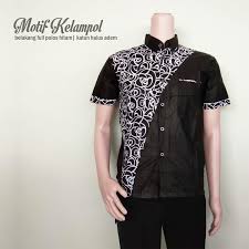 May 31, 2021 · kalau masih bingung mau model apa, simak referensi outfit brokat navy untuk kondangan berikut ini. Jual Baju Hem Kemeja Batik Pria Lengan Pendek Putih Kombinasi Polos Hitam Kelampol Kelammot Di Lapak Cinta Acc Bukalapak
