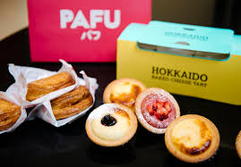 We first discovered hokkaido baked cheese tart in empire shopping mall in june this year. Pafu X Hokkaido Baked Cheese Tarts