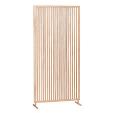 Raumteiler A Quiet Home Raumteiler Kleiderstander Holz Platzierung Der Mobel