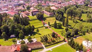 What are some of the property amenities at brukenthal palace avrig? Palatul Brukenthal Din Avrig Bijuteria De La Poalele MunÈ›ilor FÄƒgÄƒraÈ™