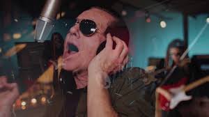 A Conversation with Iconic Vocalist Graham Bonnet