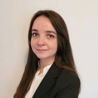 300+ perfiles de «Loana»