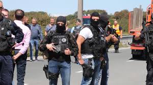 Ne doit pas être confondu avec brigade anticommando. Douze Policiers Ayant Interpelle Un Terroriste Presume Sur L A16 Recompenses