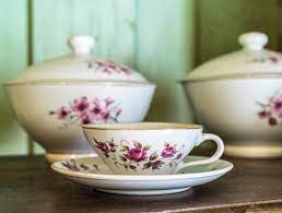 Greensleeves design, an attractive floral design in shades of green. Antique Dish Values Lovetoknow