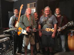 Cat5 band a group of professional musicians that have come together with a common purpose to provide the best music possible to audiences all over the world. Cat 5 Blues Band Catfivebluesba1 Twitter