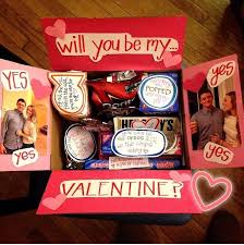 Pin By Carlee Gray On Crafts Diy Valentines Gifts Valentines Day Gifts For Him Boyfriends Valentines Day Care Package