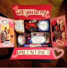 Then tell them to pick one each day, that way your gift lasts a while. Pin By Carlee Gray On Crafts Valentines Day Care Package Valentines Day Gifts For Him Boyfriends Diy Valentines Gifts