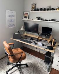 Super Awesome Workspaces Setups 21 Graphic Design Inspiration In 2020 Home Office Design Home Office Setup Home Office Space