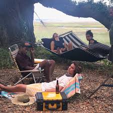 Outer banks season 2 is coming this summer! 25 Behind The Scenes Photos Of The Outer Banks Cast That Prove They Re Just As Cool As You Thought Outer Banks Pankow Outer