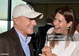 18 Lorraine Irving Stock Photos, High-Res Pictures, and Images