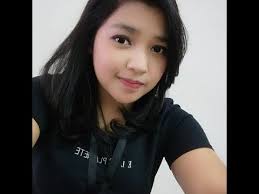 Umur 37 tahun) adalah seorang model dan pemeran indonesia keturunan jawa dan batak, sumatera utara. Selain Cantik Gadis Batak Ini Memiliki Suara Yang Sangat Indah Saat Menyanyikan Lagu Batak Youtube
