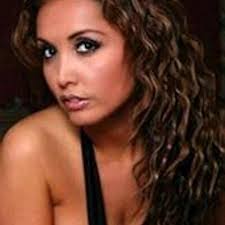 Araceli Herrera's Instagram, Twitter & Facebook