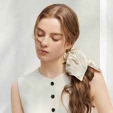 Clara Large Scrunchies