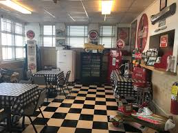 Lee Gilmer Memorial Airport