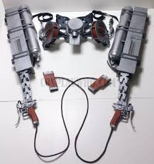 Reference Image Attack On Titan 3d Maneuver Gear Attack On Titan Attack On Titan Titans Cosplay Anime