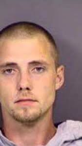 Police arrest Roanoke man accused of stabbing former girlfriend