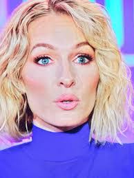 Jillian Nicholson's Instagram, Twitter & Facebook