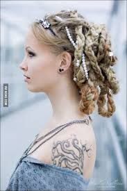 The viking age peoples had a wide variety of hairstyles, just as we do today. Norse Women Because Vikings Know How To Spawn Properly Hair Styles Womens Hairstyles Long Hair Styles