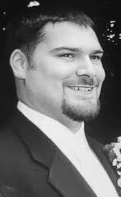 Carrie Reilly's Instagram, Twitter & Facebook