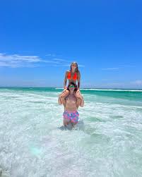 Darcy Mitchell (@darcyy.mitchell) • Instagram photos and videos