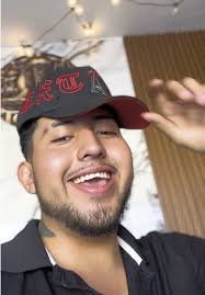 Respuesta a @Ivan Espinoza PRECIO DE LAS BOTAS DE PITÓN ORIGINAL!!👀❤️  #guanajuato #irapuato #parati #eeuu🇺🇸 #botasvaqueras #enviosatodomexico  #silao #sombreros