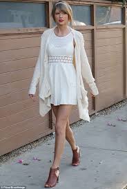 Taylor Swift Looks Radiant In White Dress As She Exits Dance Rehearsal Taylor Swift Outfits Taylor Swift Style Fashion