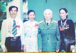 Võ nguyên giáp has been called one of the greatest militar. Ä'áº¡i TÆ°á»›ng Vo Nguyen Giap Vá»›i Nhá»¯ng Ná»¯ Anh Hung Tren Ä'áº¥t Lá»­a Quáº£ng Binh Bao Quáº£ng Binh Ä'iá»‡n Tá»­