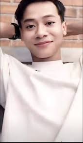 Klo emang benner ia gx. Usah repot2 nyanyi juara 1 sudah nampak 😅