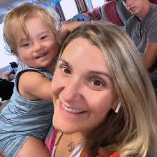 Julia Toliver's Instagram, Twitter & Facebook