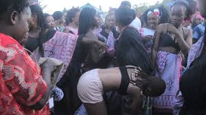 Balaa la chura wa tandale sherehe yanoga kwa vigoma youtube dubai khalifa / misambwanda ya buza ngongingo na wowowo sio powa baikoko,kangamoko,chura wa buza. Download Uwozo Wa Kukatika Mstali Kwa Mpalange Bila Chupi Daily Movies Hub
