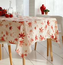 Nappe enduite à rayures de toutes les couleurs, moderne et design, s'accordant à tous vos motifs.nappe en toile enduite rayée tendance et élégante aussi déclinée en largeur 175 à 180 cm pour grande table large, de tous formats, résistante aux taches, à nettoyer d'un simple coup d'éponge. Nappe Enduite Erable Tradilinge Blancollection