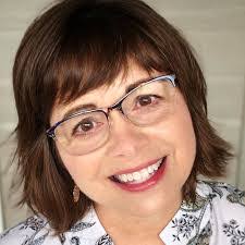 Tara Roark's Instagram, Twitter & Facebook