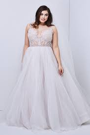 Plus size wedding dresses pictures gallery. 33 Gorgeous Plus Size Wedding Dresses For Every Style And Budget A Practical Wedding