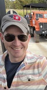 Jonathan Alas's Instagram, Twitter & Facebook