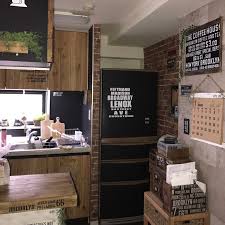 簡単アレンジ 100均リメイクシートでお部屋のイメージに合った冷蔵庫に変身させちゃおう folk キッチン おしゃれ リビング インテリア アメリカン リメイクシート