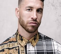 Dai look vintage ispirati agli anni '80 e '90 ai ricci ribelli: Barba E Capelli Uomo Vogue Italia